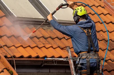 Démoussage et hydrofuge de toiture à Bolleville